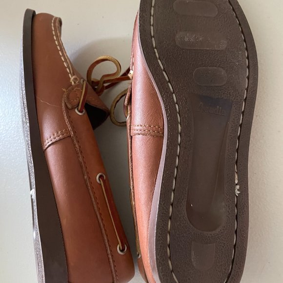 EUC Ladies Size 7 Leather Loafers - Picture 5 of 7